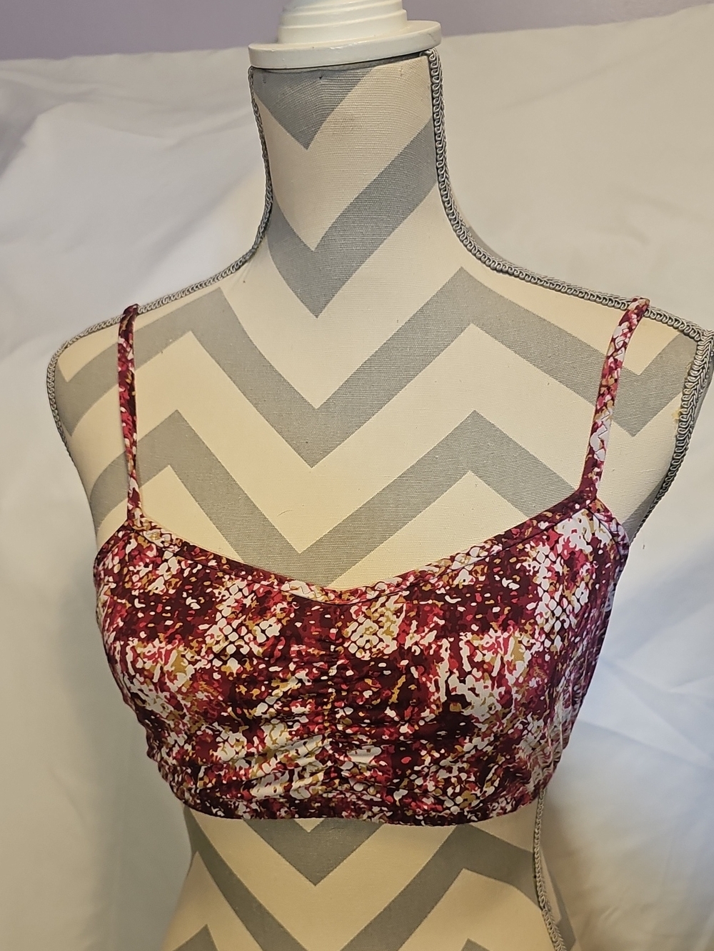 Women's Floral Spaghetti-Strap Crop Camisole - Burgundy Floral